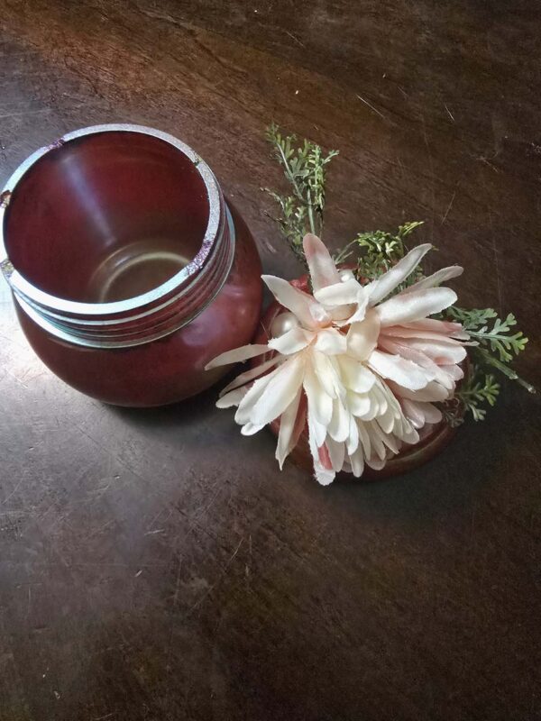 Charming Floral Red, Green, and White Resin Trinket Jar – Ideal for Holiday Storage and Decor