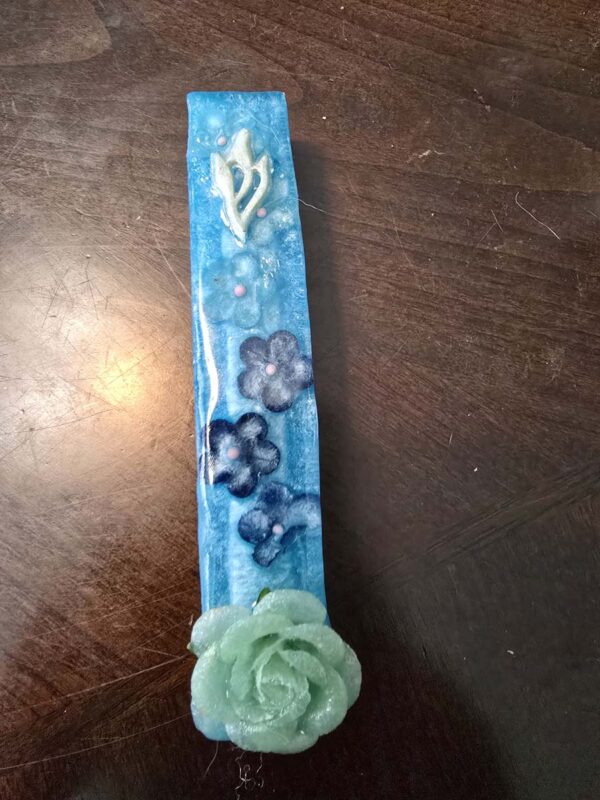 Unique Blue and Green Floral-Themed Resin Mezuzah – A Stunning Symbol of Faith and Artistic Expression