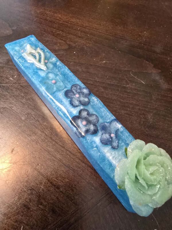 Unique Blue and Green Floral-Themed Resin Mezuzah – A Stunning Symbol of Faith and Artistic Expression - Image 2