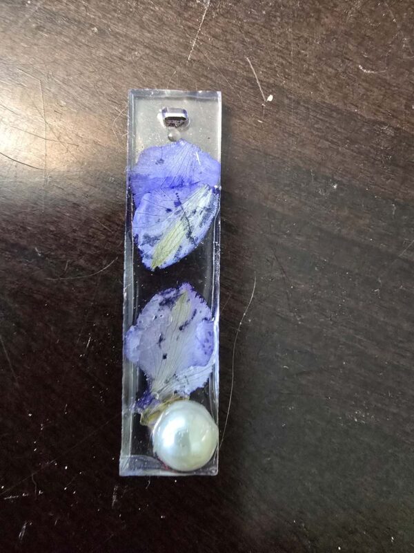 Elegant Purple Flower and Pearl Resin Pendant Necklace