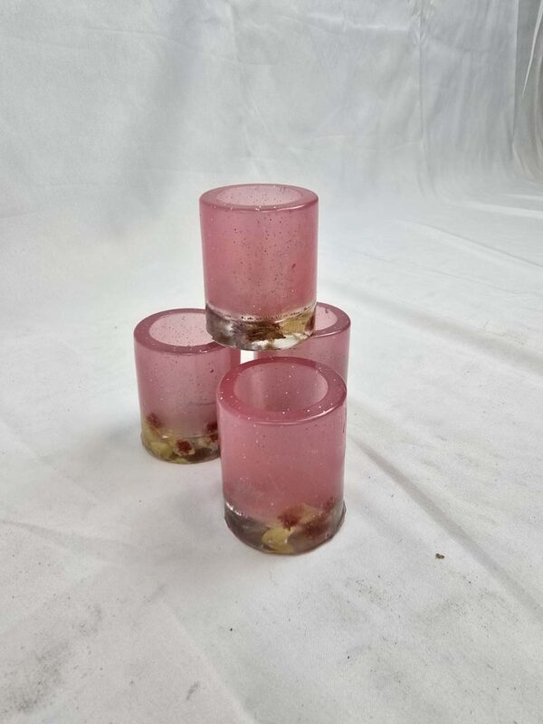 Set of 4 Sparkling Pink Floral Resin Shot Glasses - Image 3