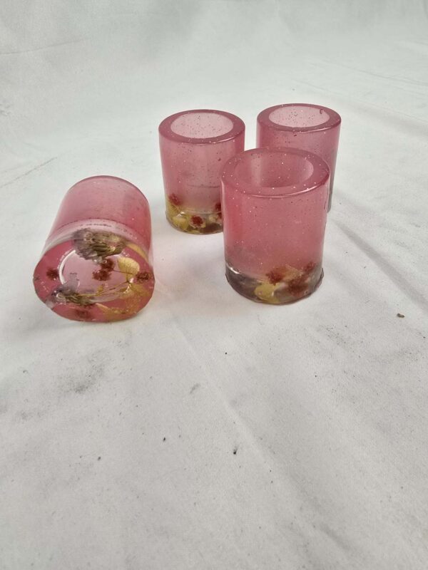 Set of 4 Sparkling Pink Floral Resin Shot Glasses - Image 5